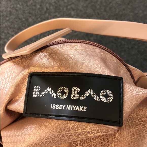 Issey Miyake BaoBao Tote Pink - Picture 4 of 5